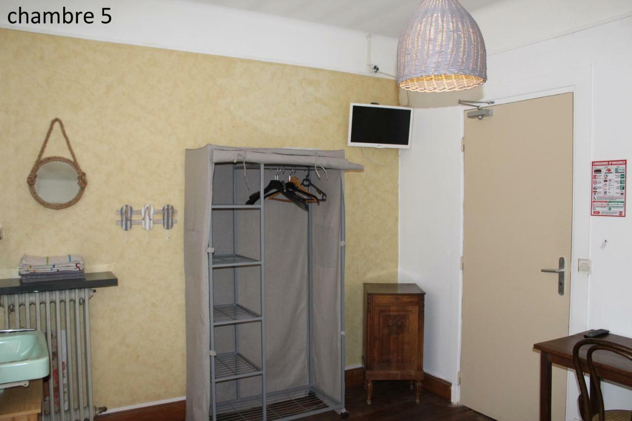 Hotel Le Dervois Montier-en-Der Luaran gambar